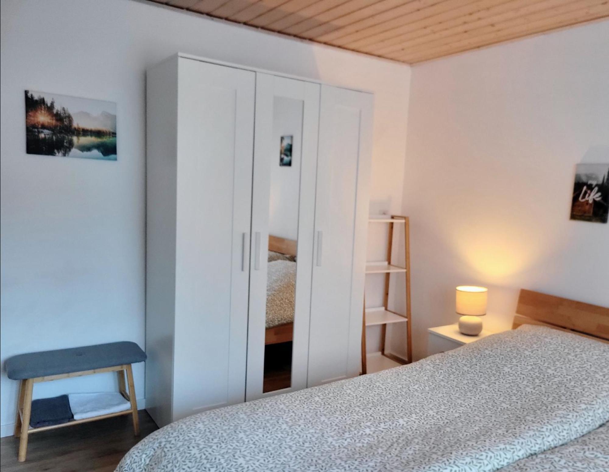Privates Zimmer In Unterkunft Mit Glatttal Blick In Wasserschloss Nahe 술즈암네카어 외부 사진